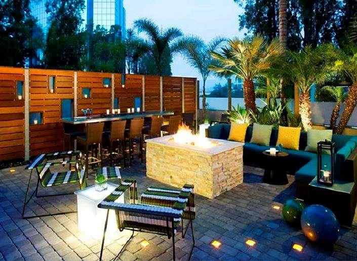 Embassy Suites By Hilton San Diego La Jolla Ресторан фото